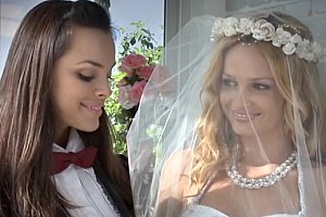 porn lesbian wedding