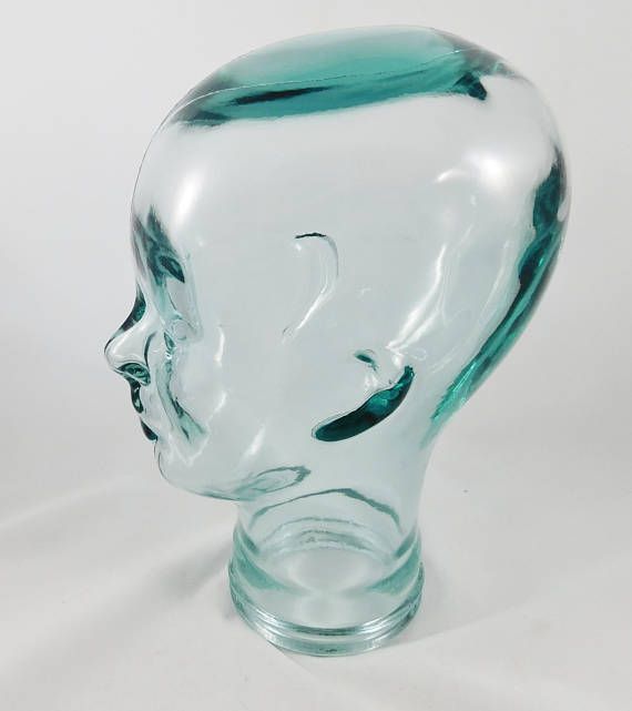 head glass mannequin