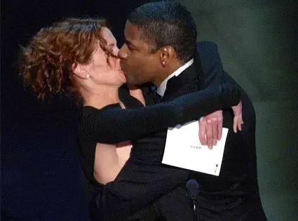 kissing black woman black man