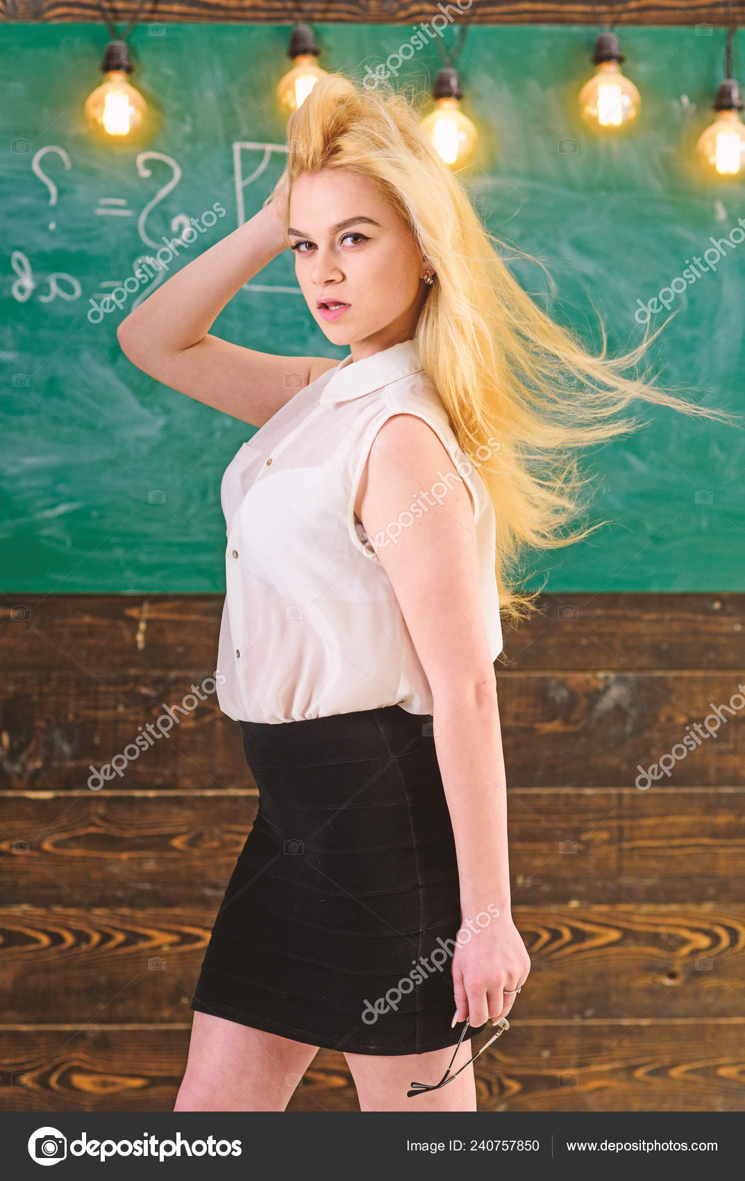 models role naked teacher blonde